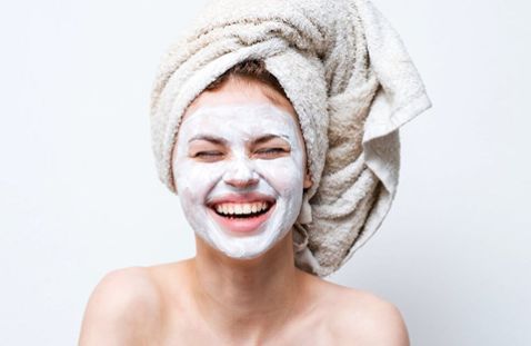 The Benefits of Applying a Facial Mask in Winter